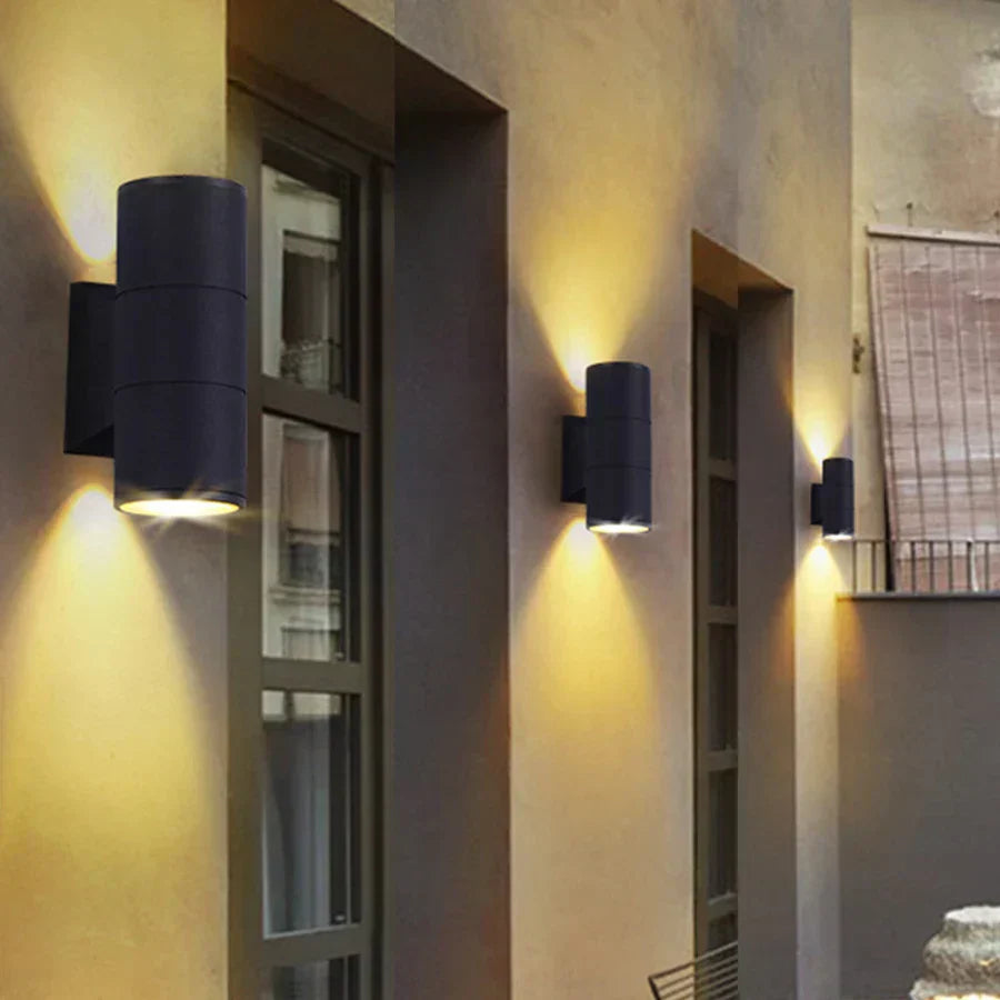 BowLift | Outdoor Wall Light with Black Aluminium Finish