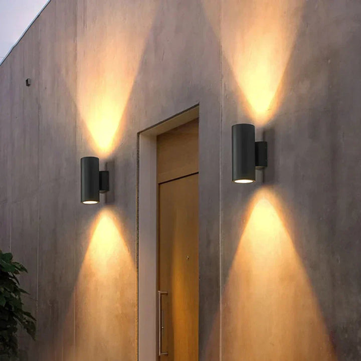 BowLift | Outdoor Wall Light with Black Aluminium Finish