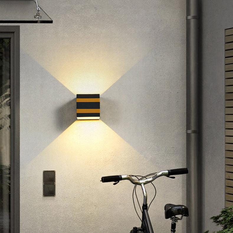 Outdoor Minimalist Square Cube Aluminum Waterproof LED Wall Sconce Lamp | Bowlift