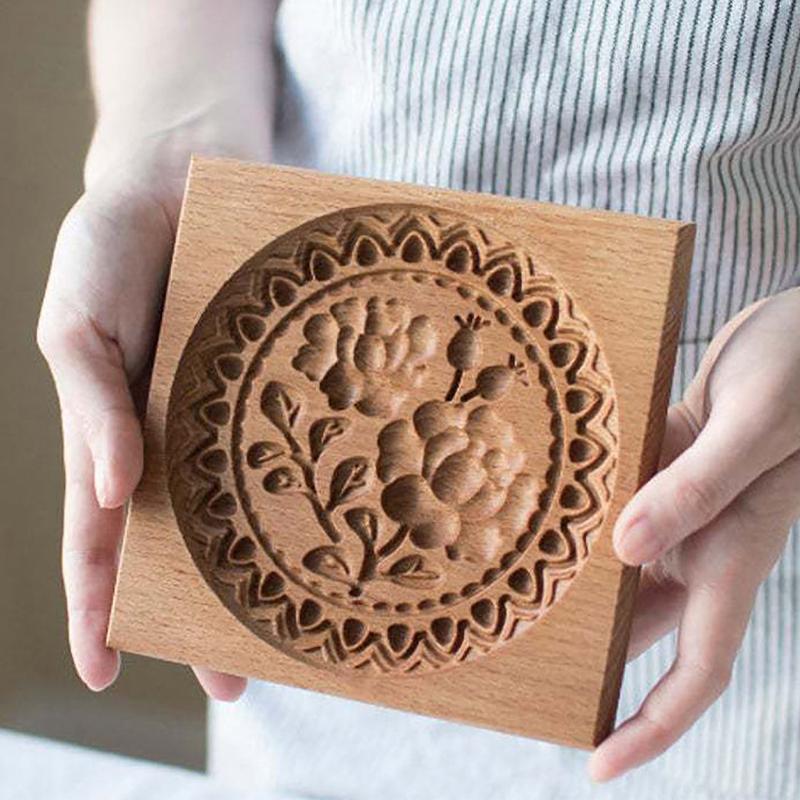 BowLift | Wooden Cookie Molds