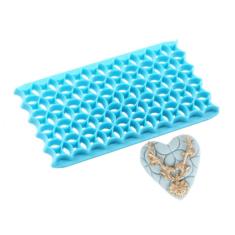 Embossing cake mold | Bowlift