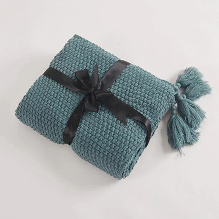 Handwoven Wool Blanket with Fringe Bowlift