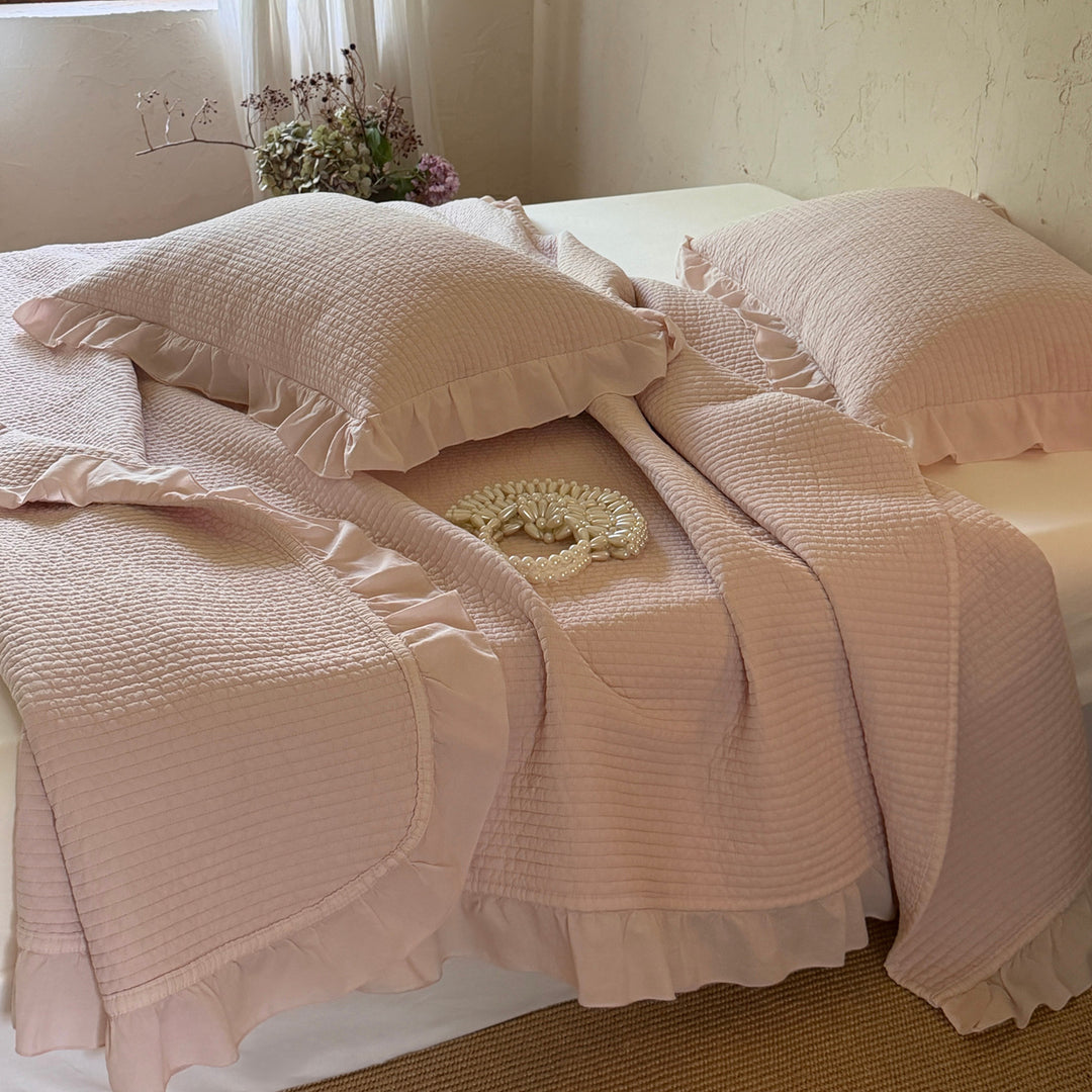 Cotton bedspread, 3-piece, with ruffles