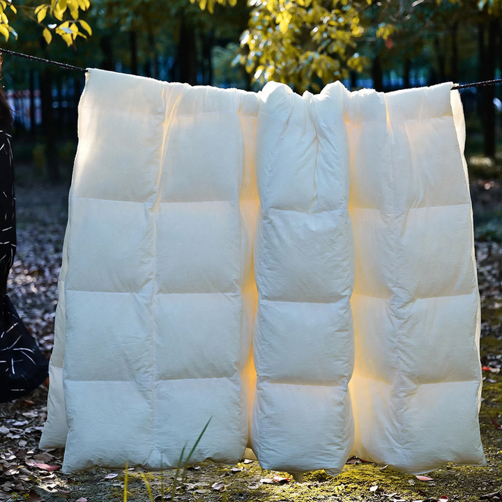 Winter down comforter made of polyester, 5–6 pounds