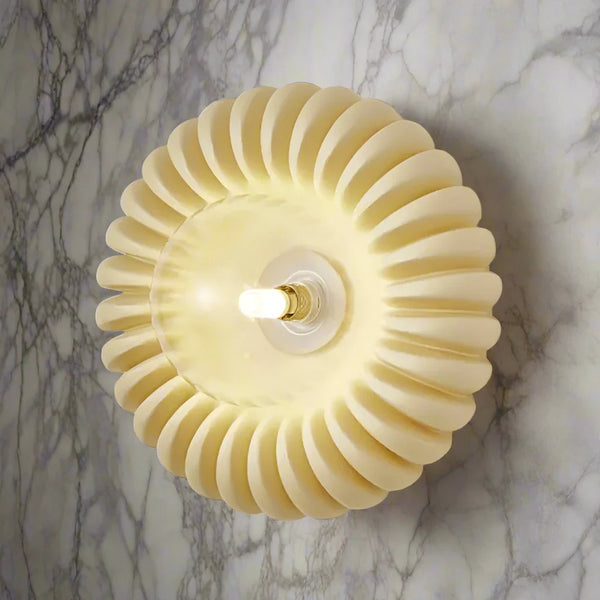 BowLift | Modern wall lamp with a refined style
