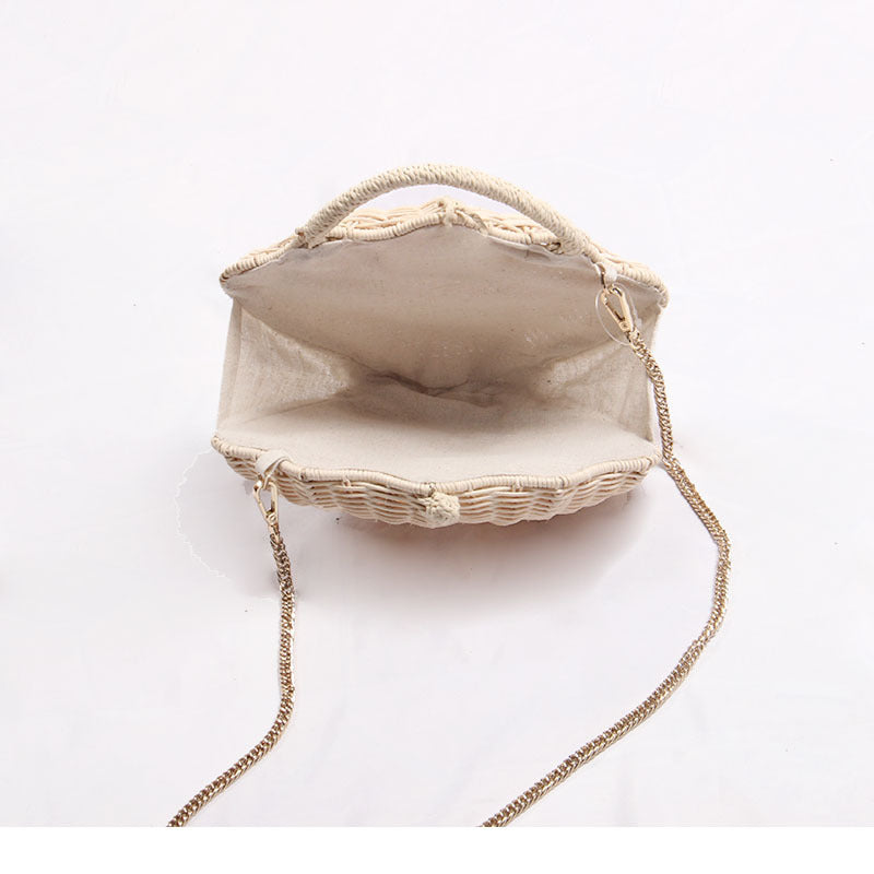 Handcrafted beach bag with organic design Bowlift