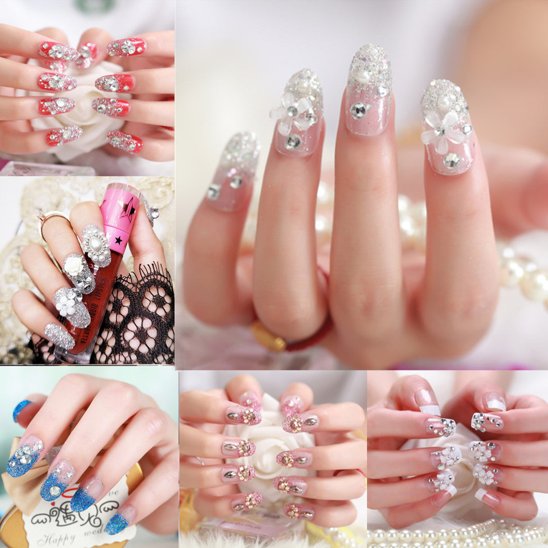 Artificial nails with delicate floral decorations Bowlift
