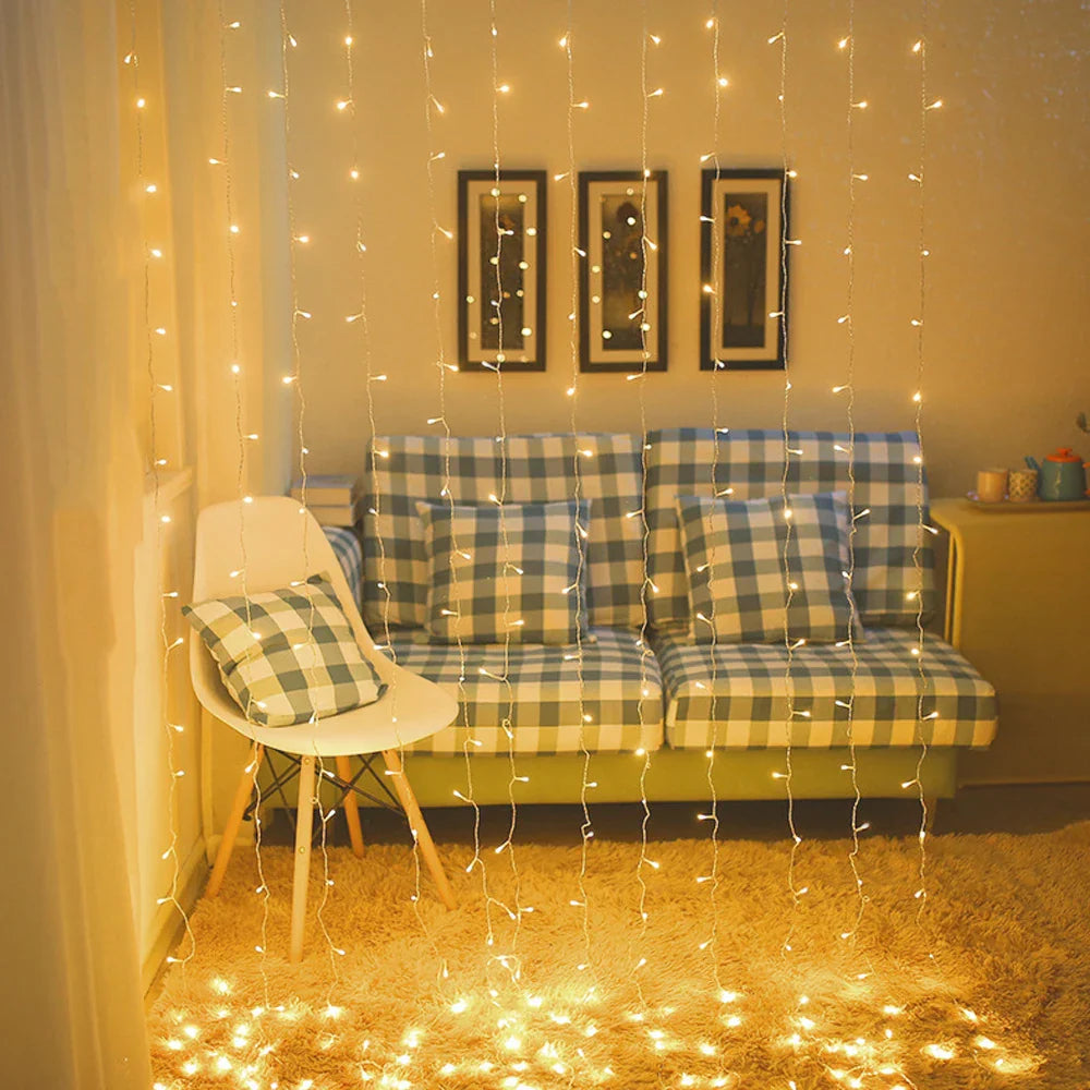 LED curtain light for outdoors – Waterproof fairy lights for garden, balcony, and terrace | Bowlift