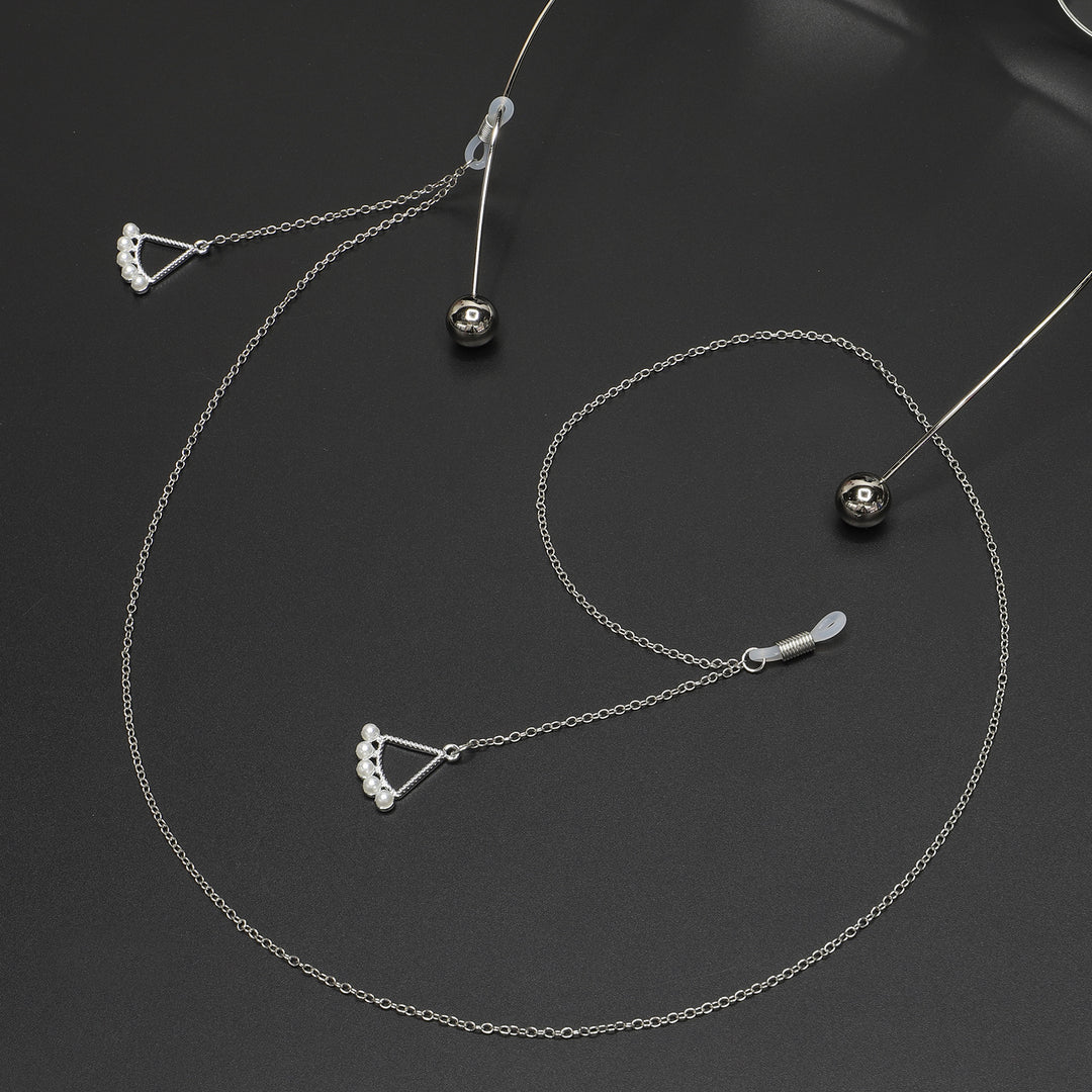 Elegant Triangle-Shaped Eyewear Chain Bowlift