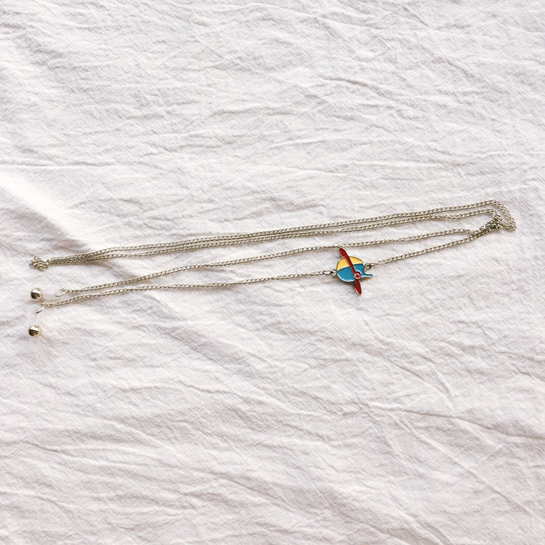 Filigree Necklace with Colorful Pendant Bowlift