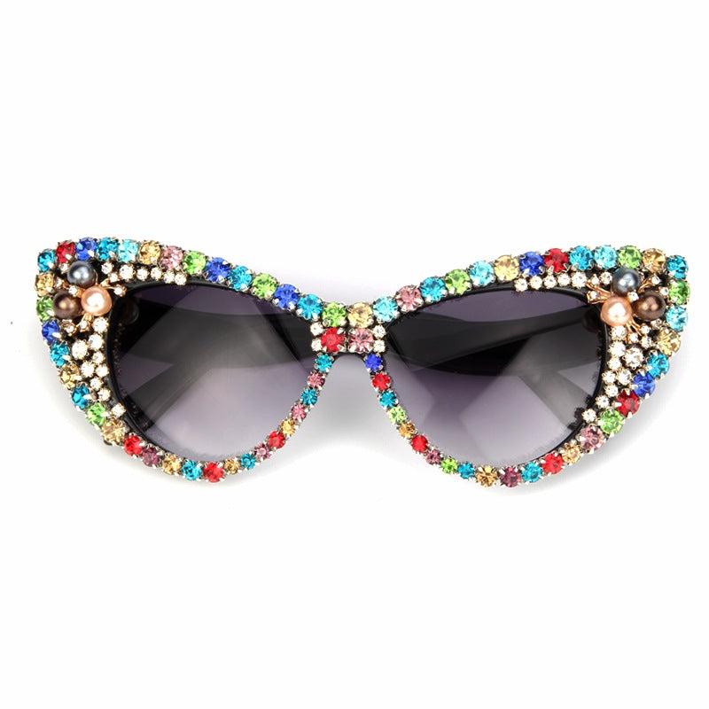 Women's glamorous cat-eye sunglasses with sparkling crystal accents Bowlift