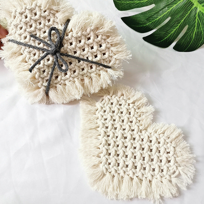 Decorative Macramé Heart-Shaped Trivet Bowlift