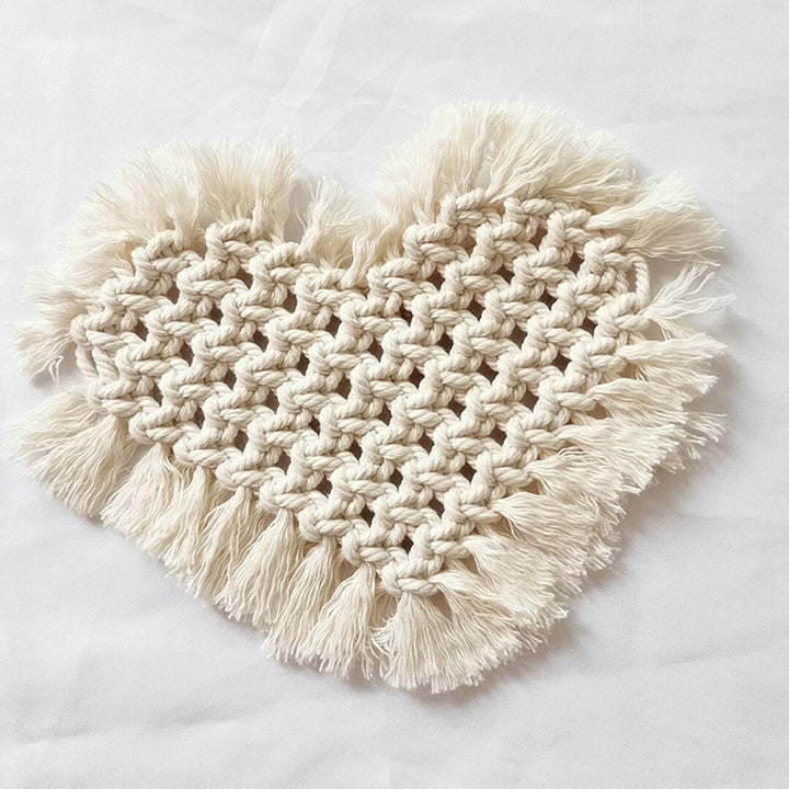 Decorative Macramé Heart-Shaped Trivet Bowlift