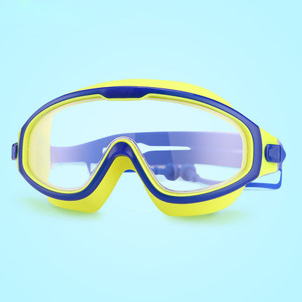 Swimming mask with ergonomic fit and clear view Bowlift
