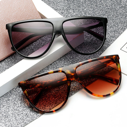 Ladies Elegant Oversized Sunglasses with Stylish Frame Bowlift