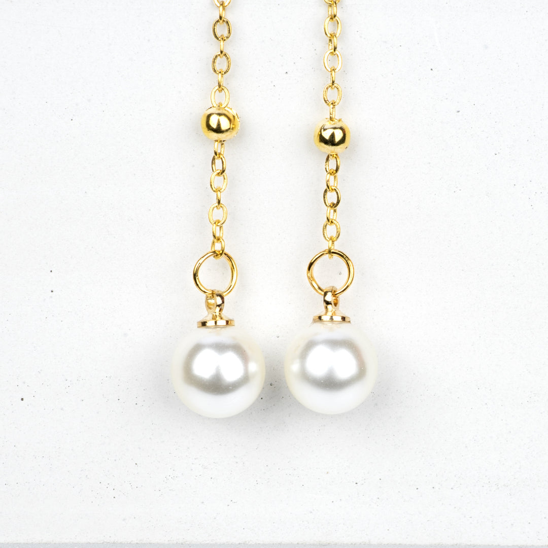 Chic Beaded Eyewear Holder Bowlift