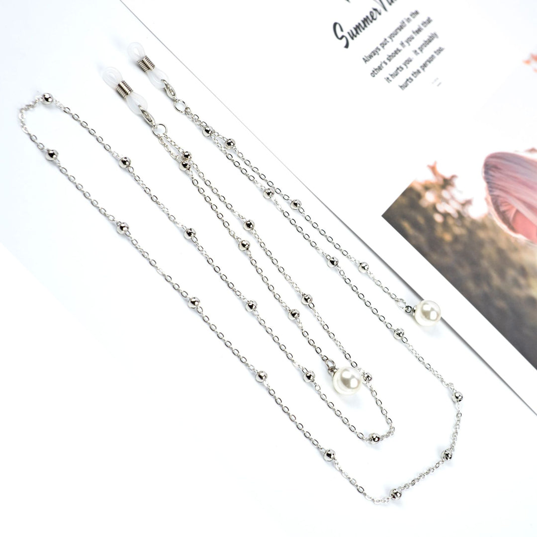 Chic Beaded Eyewear Holder Bowlift