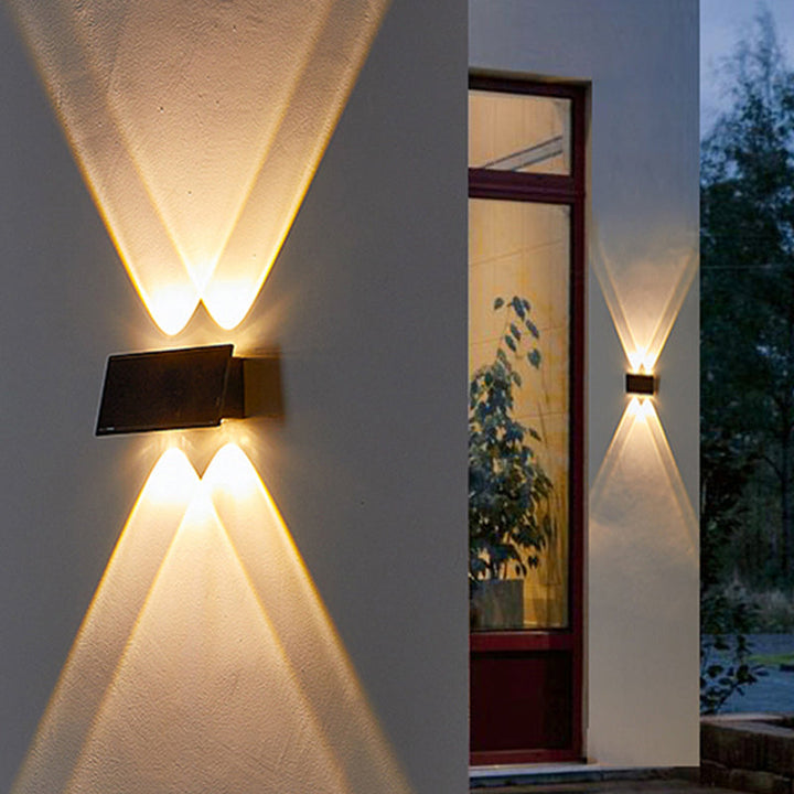 BowLift | Solar Outdoor Wall Light