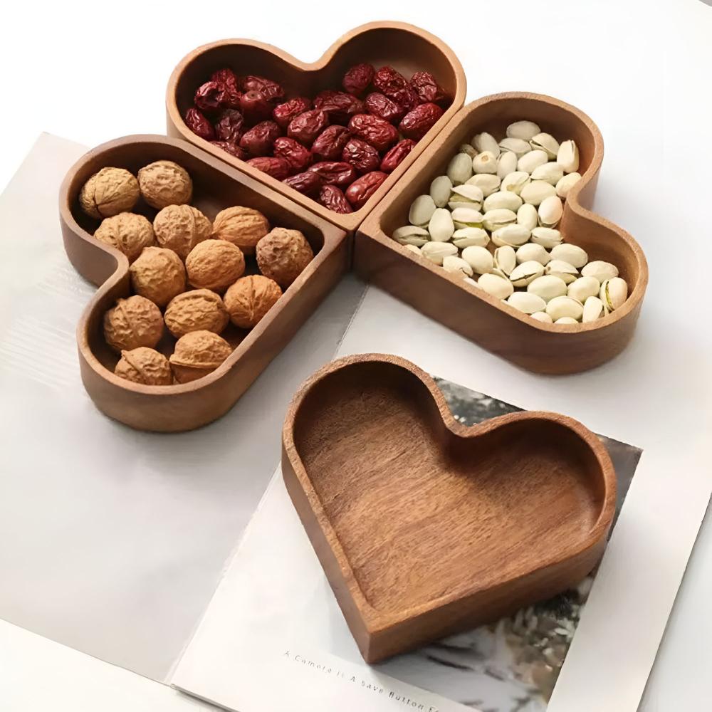 BowLift | Heart-Shaped Wooden Snack Tray | 4 pcs