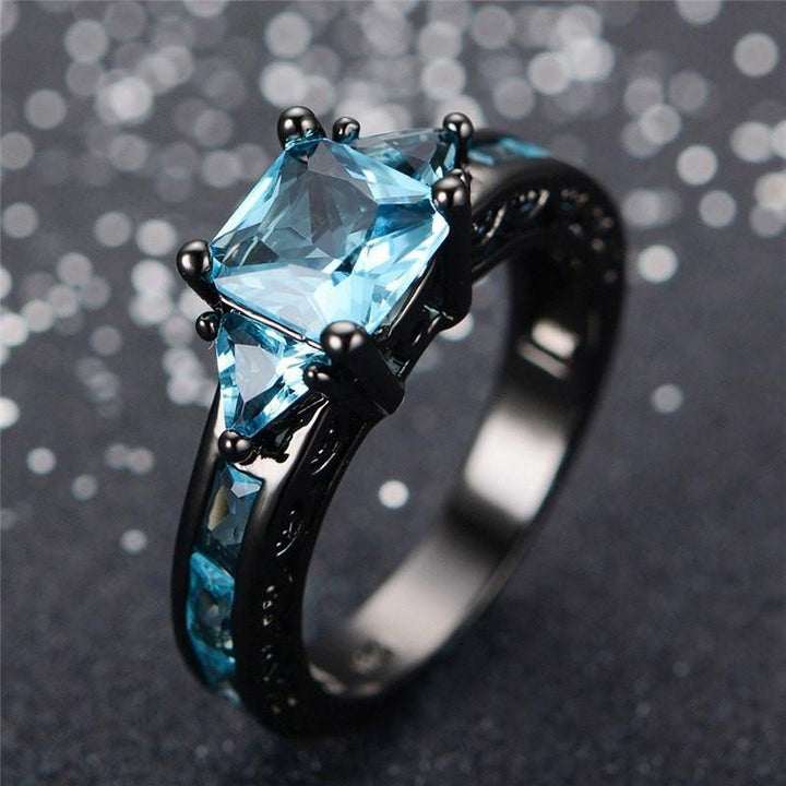 BowLift | Vintage Black Sapphire Ring