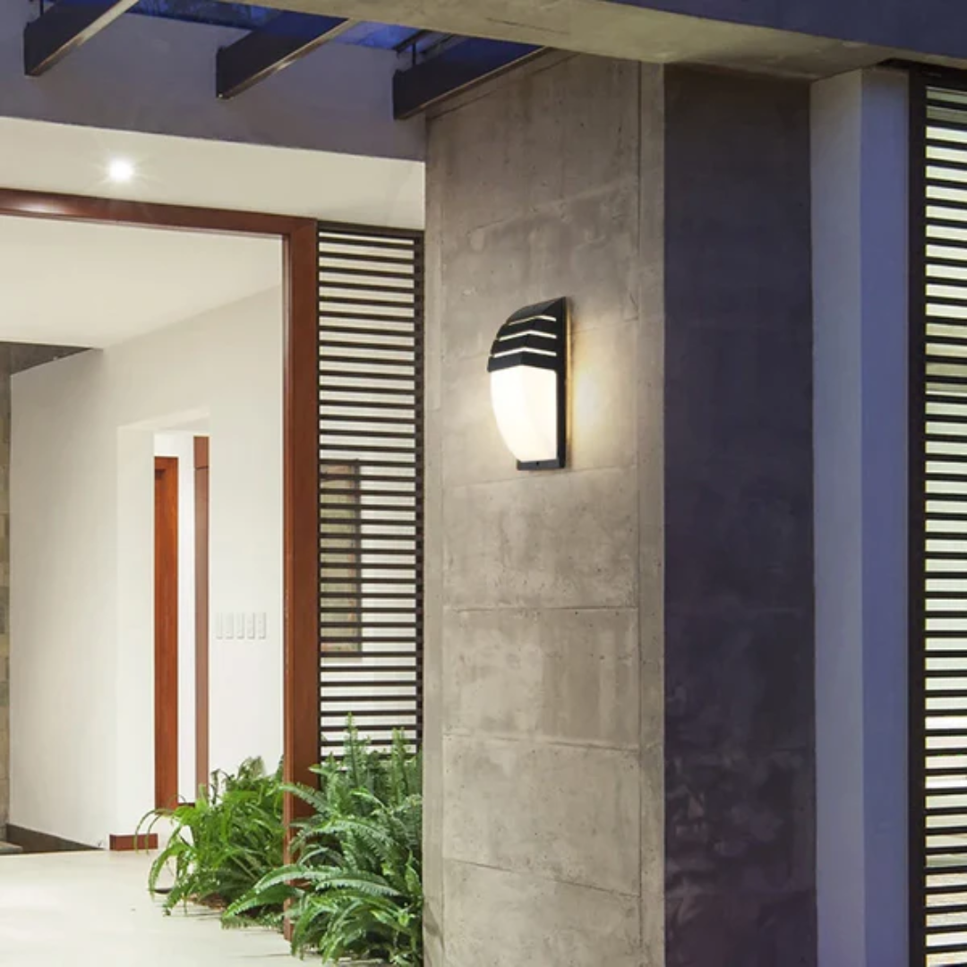 BowLift | Outdoor Wall Lamp With Sensor