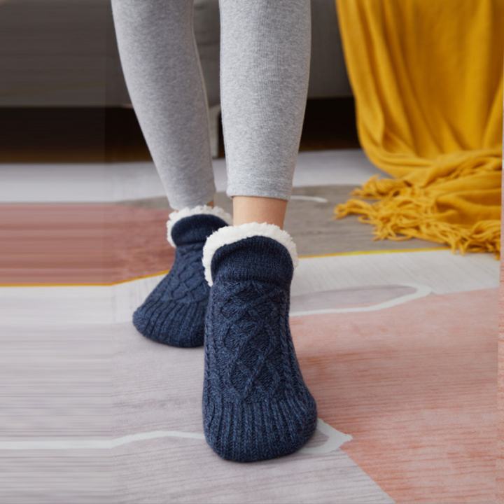 BowLift | V neck Cozy Socks Slippers