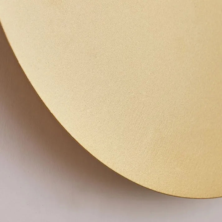 BowLift | Round Wall Lamp in Modern Design