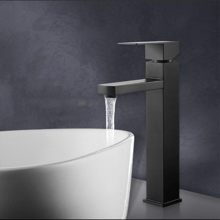 BowLift | Modern Sink Faucet Centerset Bathroom Sink Faucet in Black