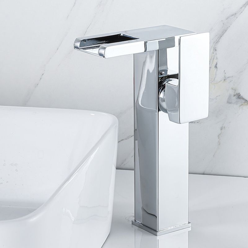 BowLift | Contemporary Sink Faucet Solid Color Low Arc Bathroom Sink Faucet