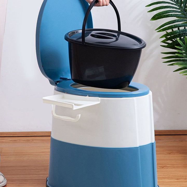 BowLift | Contemporary plastic floor-mounted toilet bowl with toilet seat for the bathroom