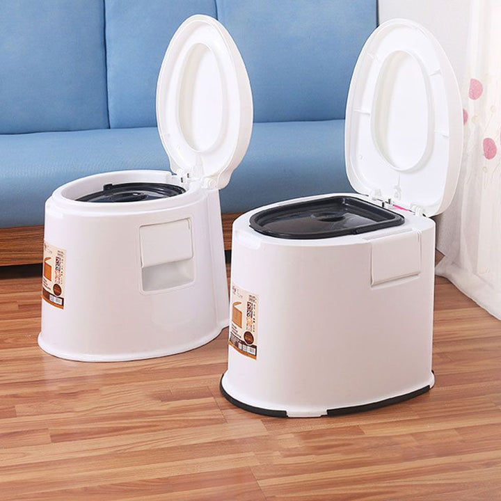 BowLift | Contemporary Plastic Floor-Mounted Toilet Bowl with Seat for the Bathroom