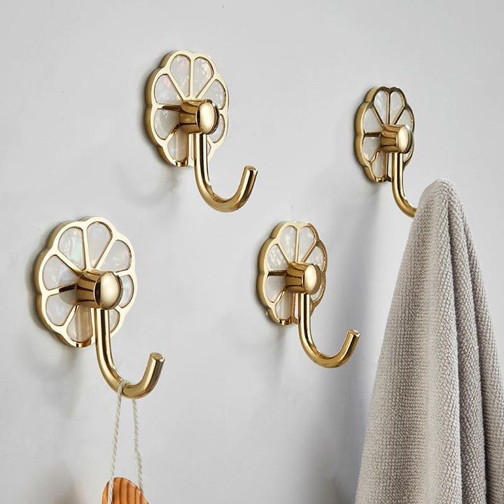 BowLift | Polished 10-piece bathroom accessory set metal corrosion-resistant bathrobe hooks