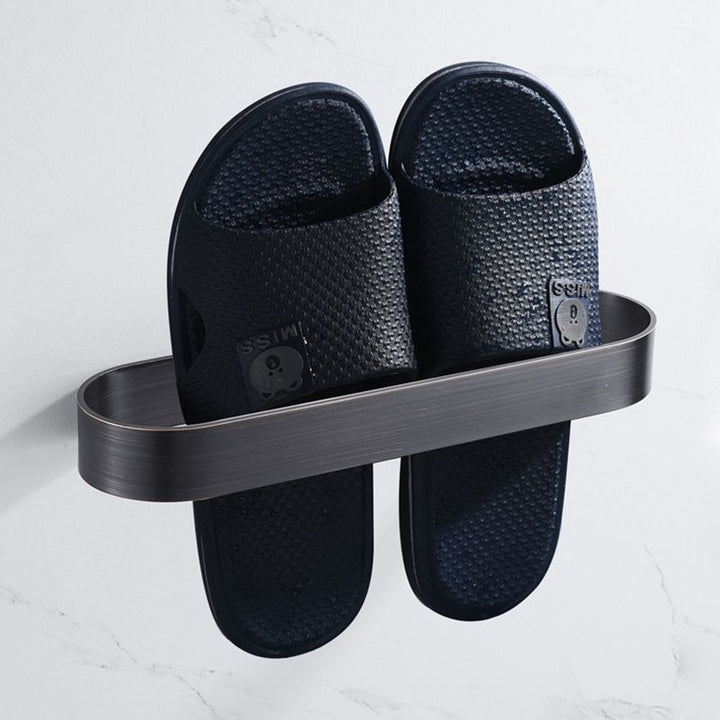 BowLift | 2-piece modern bathroom hardware set in gold/black, towel holder