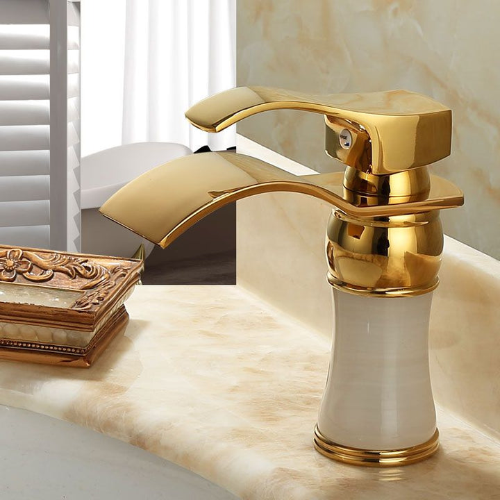 BowLift | Wall-mounted Copper Roman Bath Faucet Low Arc Roman Bath Faucet Set with Jade