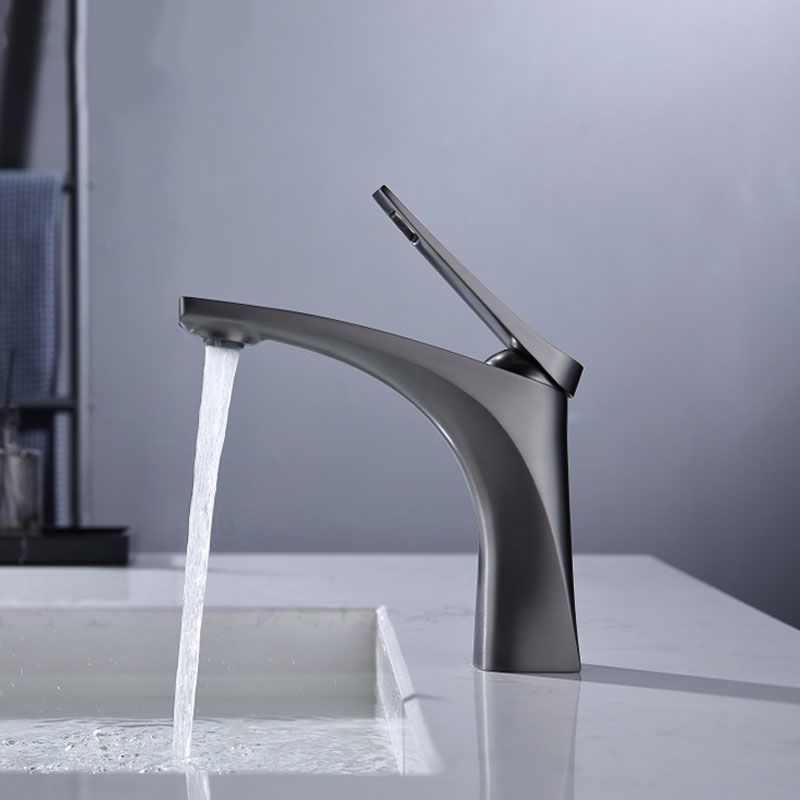 BowLift | Modern Vessel Faucet Brass Lever Handles Low Arc with Water Hose Bathroom Vessel Faucet