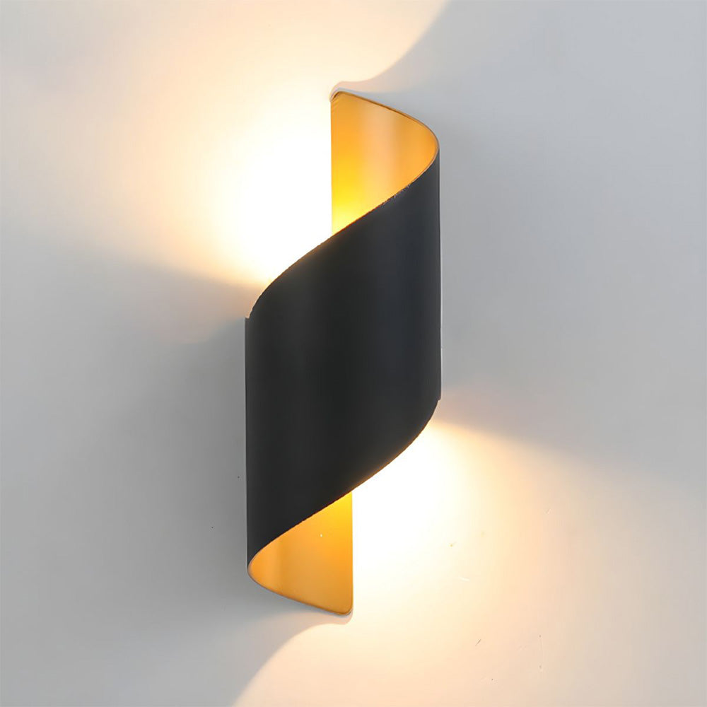 BowLift | LED Wall Light with Minimalist Aluminum Design