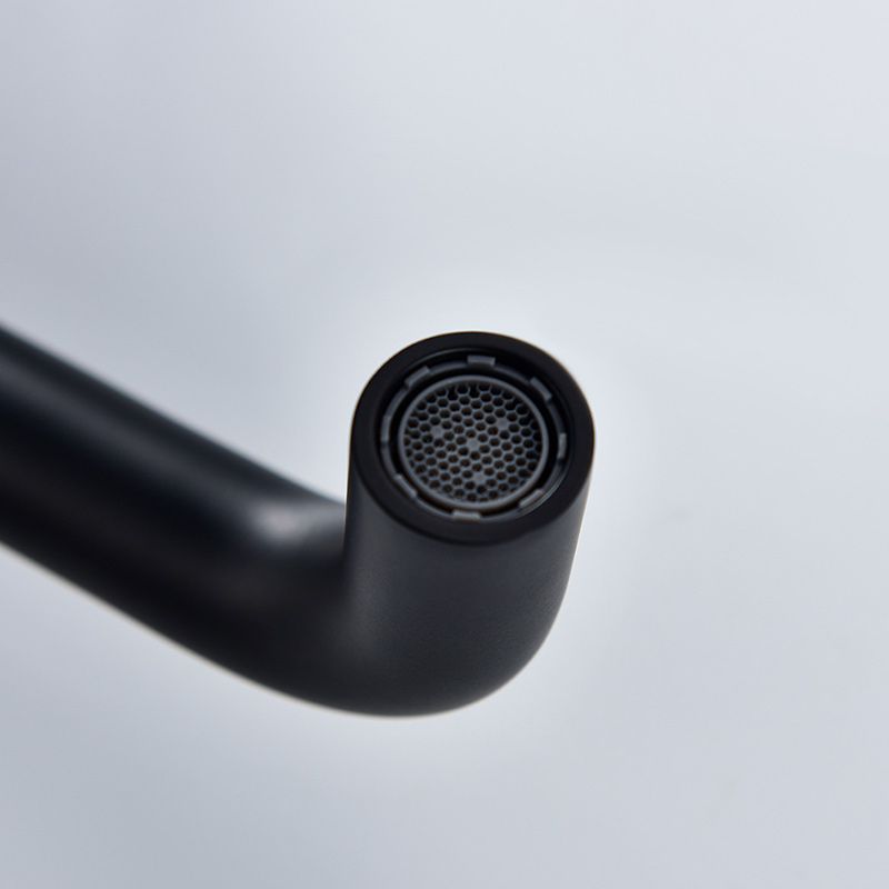 BowLift | 3 holes faucet 2 cross handle wall-mounted faucet for the bathroom