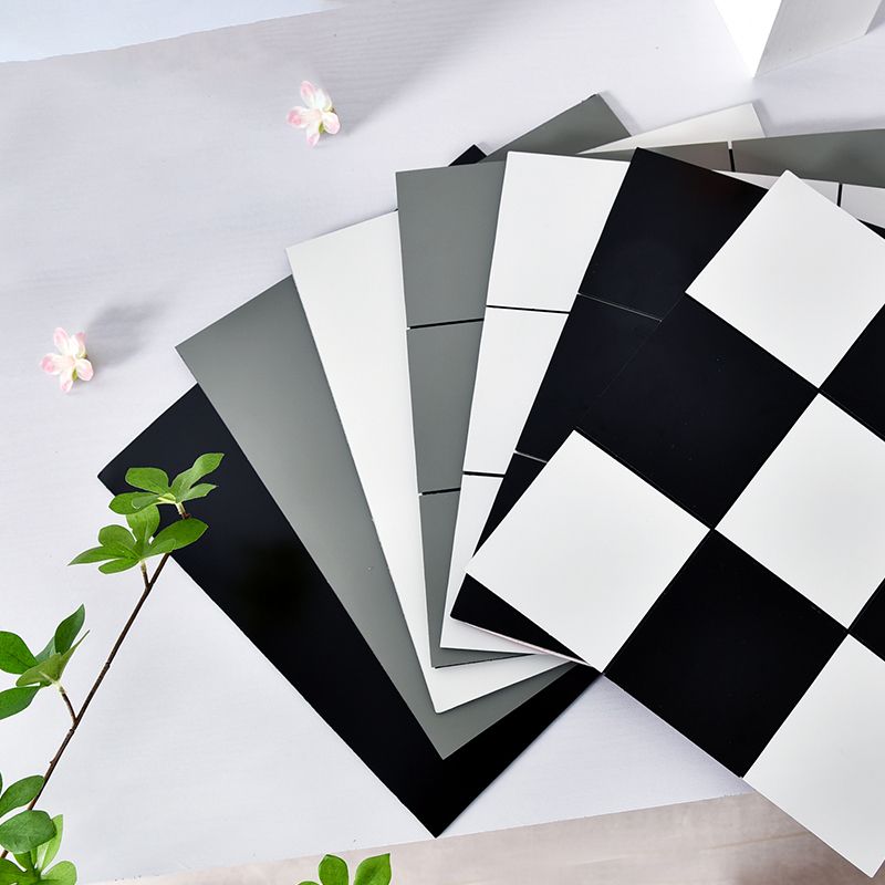 BowLift | Modern Peel-and-Stick Tiles Vinyl Field Tile Square 5-Pack Peel & Stick Field Tile