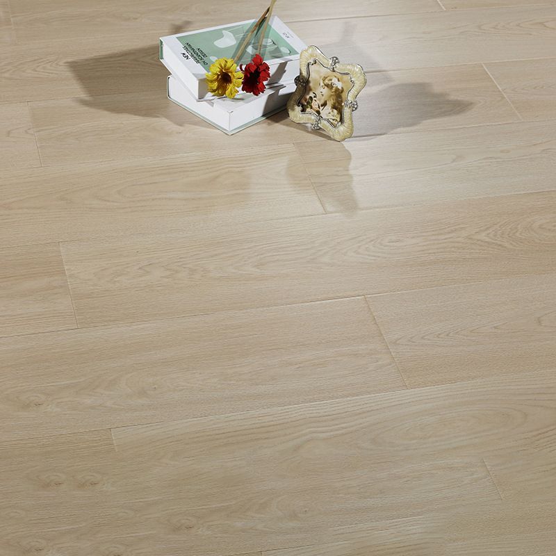 BowLift | Maple Modern Click Lock Laminate Stain Resistant Laminate Floor