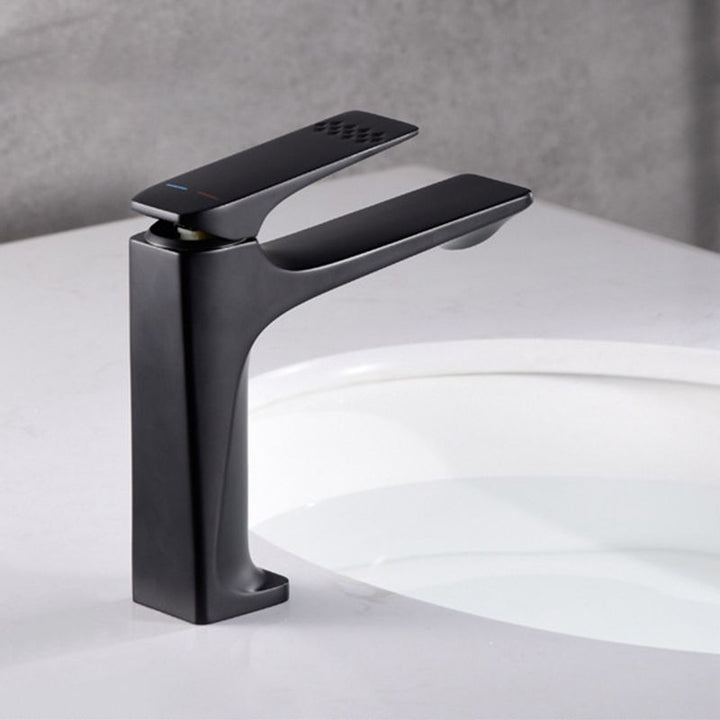 BowLift | Modern Bathroom Faucet Brass Deep Curve Lever Handle with Faucet Hose