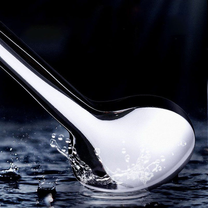 BowLift | Contemporary Handheld Showerhead Metal Handheld Showerhead with Round Shape