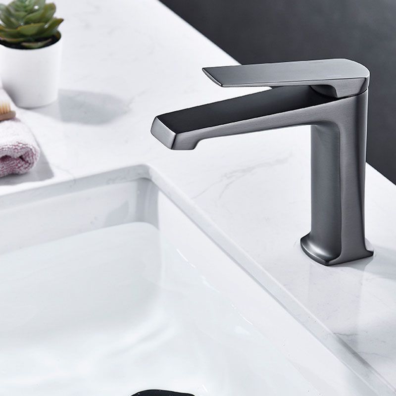 BowLift | Modern basin tap lever handle copper low arc basin tap
