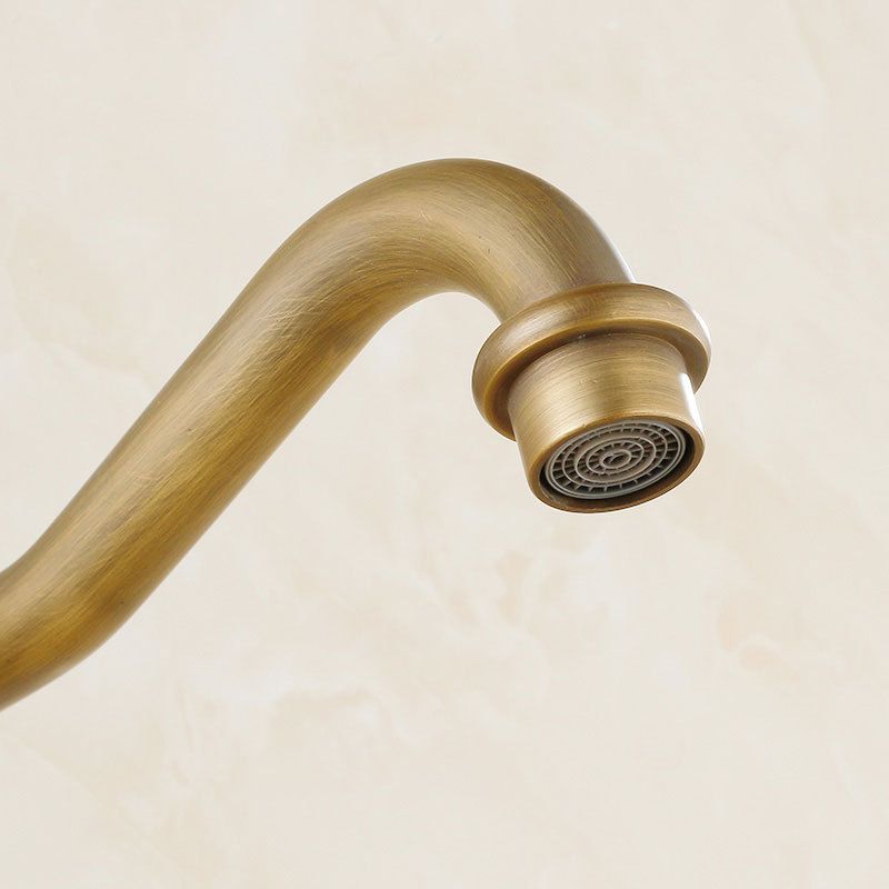 BowLift | Vintage Bathtub Faucet with Two Cross Handles Made of Pure Copper Wall-Mounted Fixture