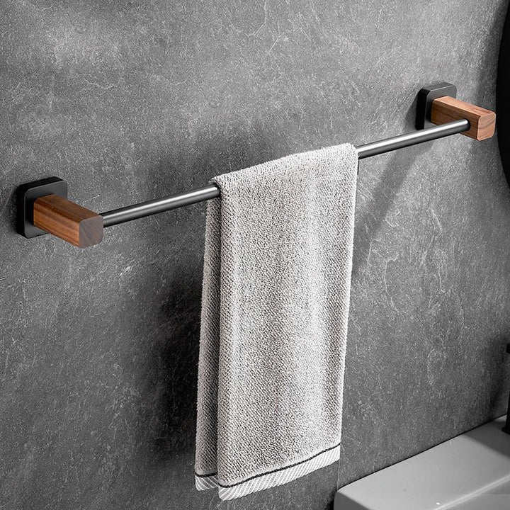 BowLift | Wood & Aluminum Bathroom Set Brown Bathroom Accessory Set