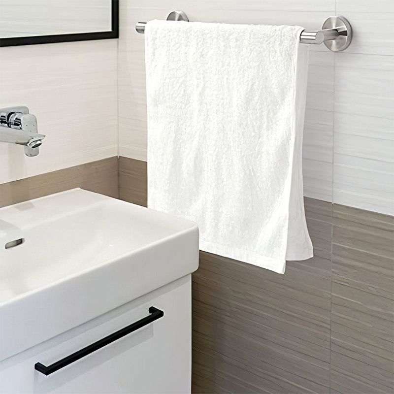 BowLift | Metal Simple Bathroom Accessories as a Single Piece or in a Set in Silver