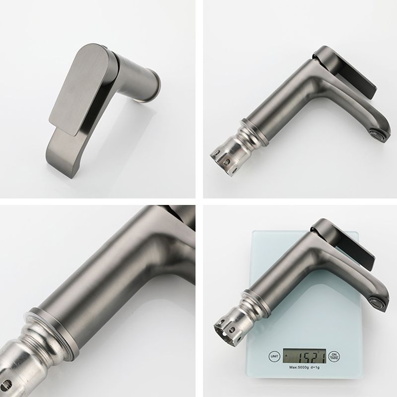 BowLift | Single handle faucets Glam Style sink faucets for the bathroom