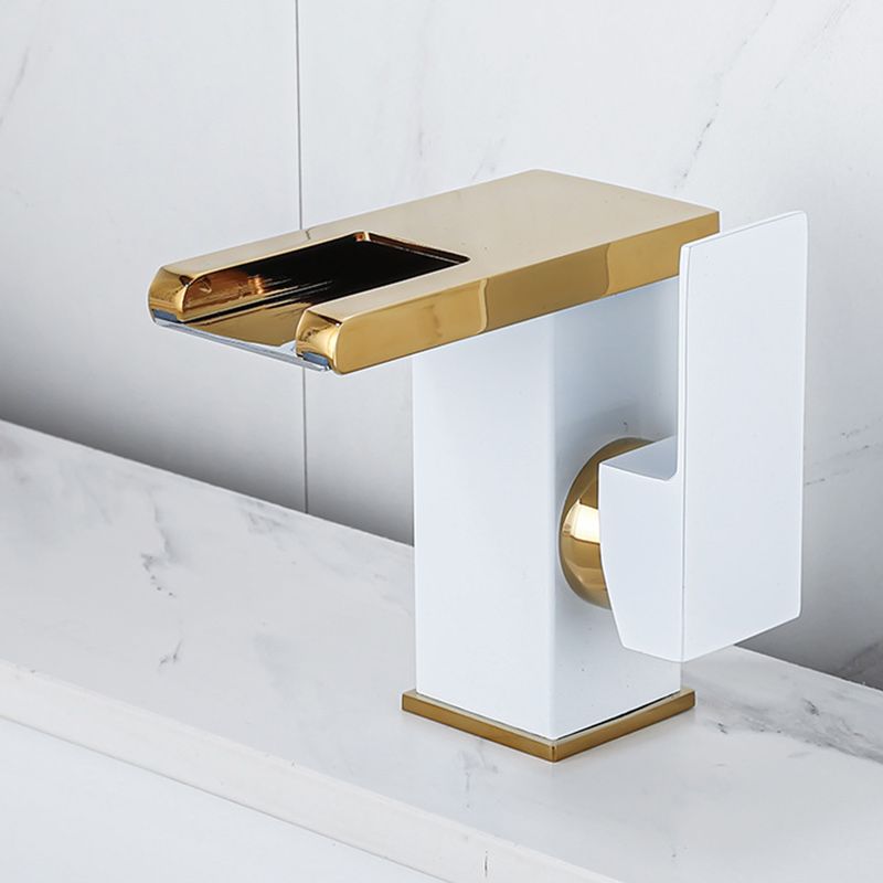 BowLift | Contemporary Sink Faucet Solid Color Low Arc Bathroom Sink Faucet