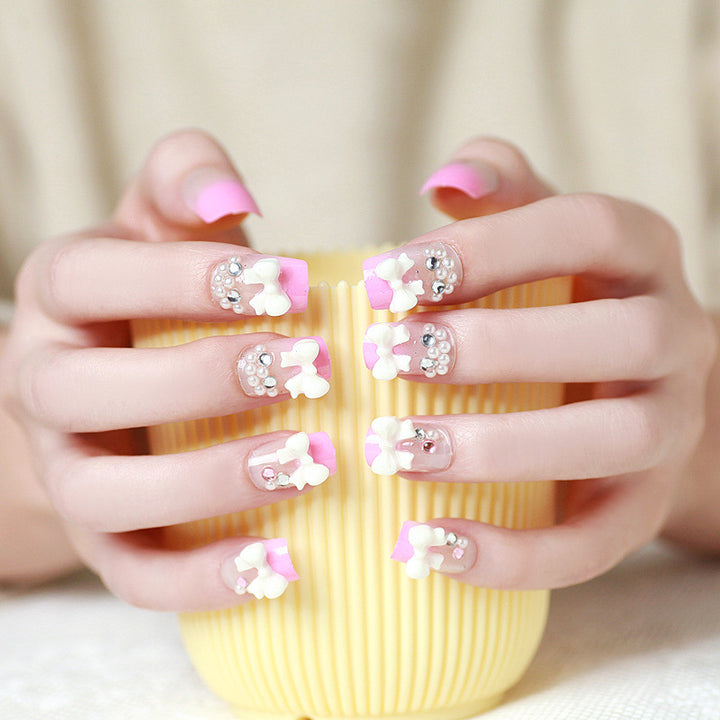 Artificial nails with delicate floral decorations Bowlift