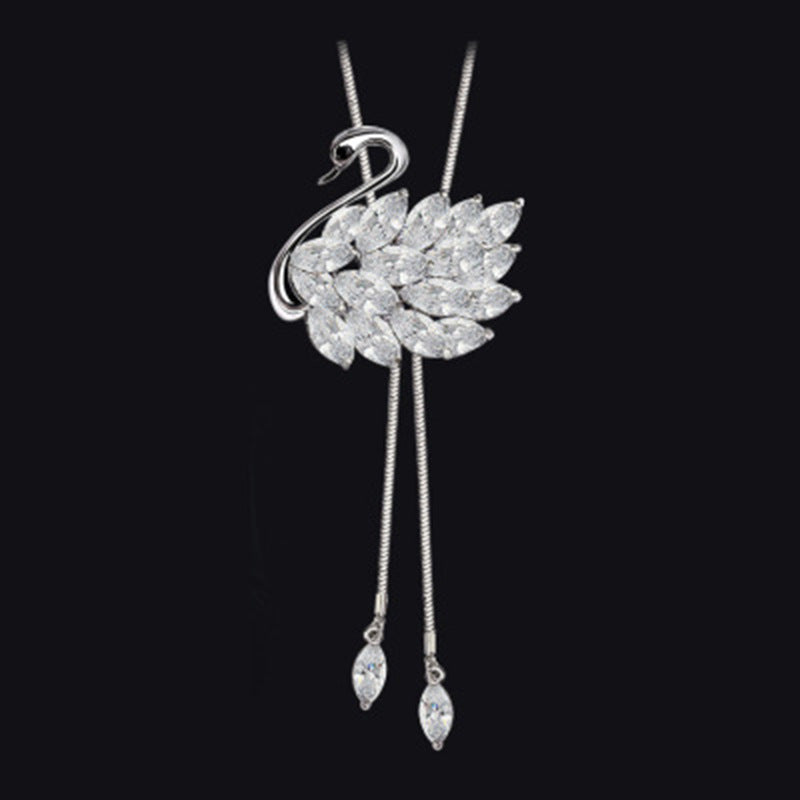 Elegant Swan-Inspired Pendant Necklace Bowlift