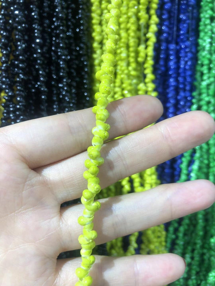 Beaded Eyewear Chain Bowlift